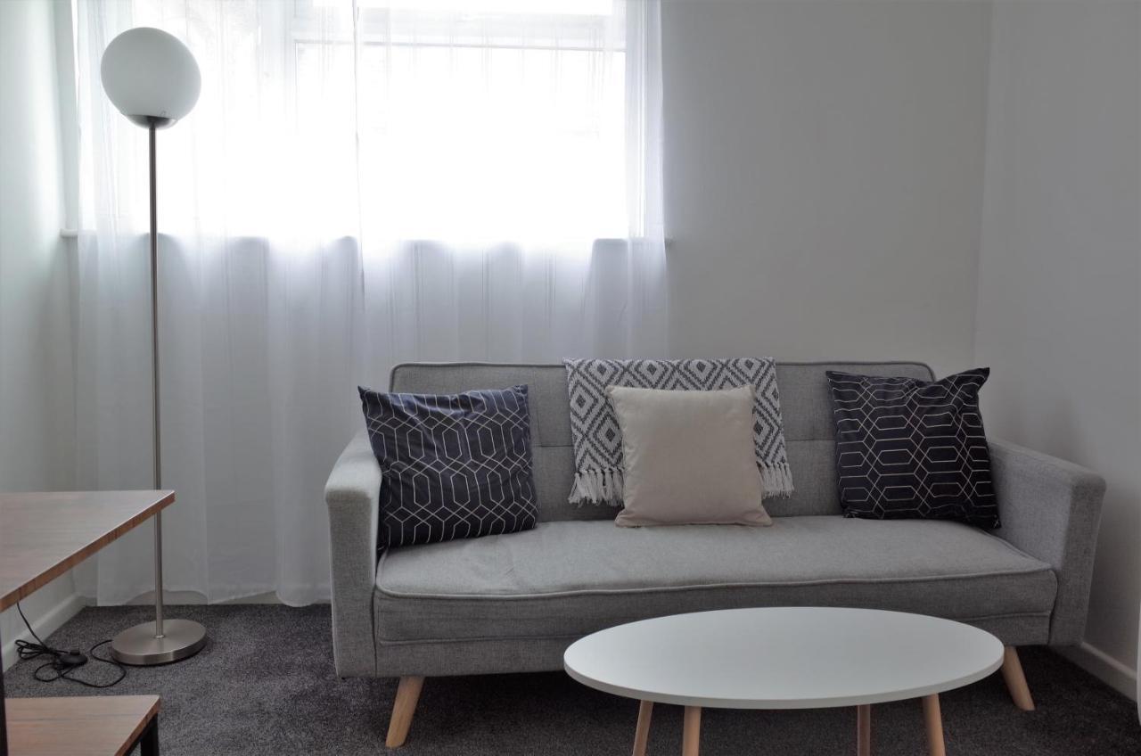 1 Bedroom With Free Parking